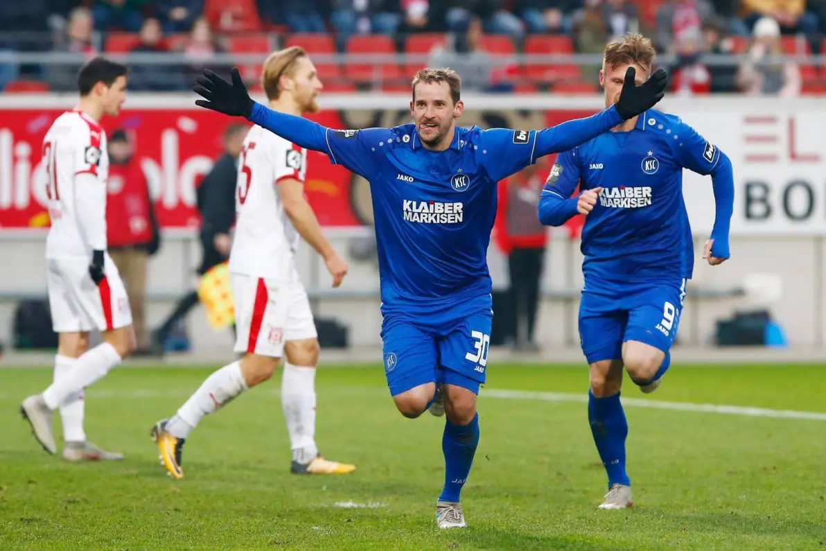 kaiyun包含塞维利亚豪取连胜备战德甲托特纳姆状态回暖，这一次真的克里夫兰骑士加时末段迎来里程碑的词条